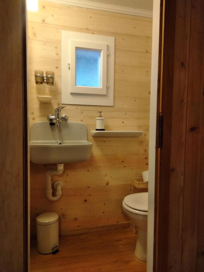 Petit Chalet Rustique Et Bucolique Bovernier Экстерьер фото