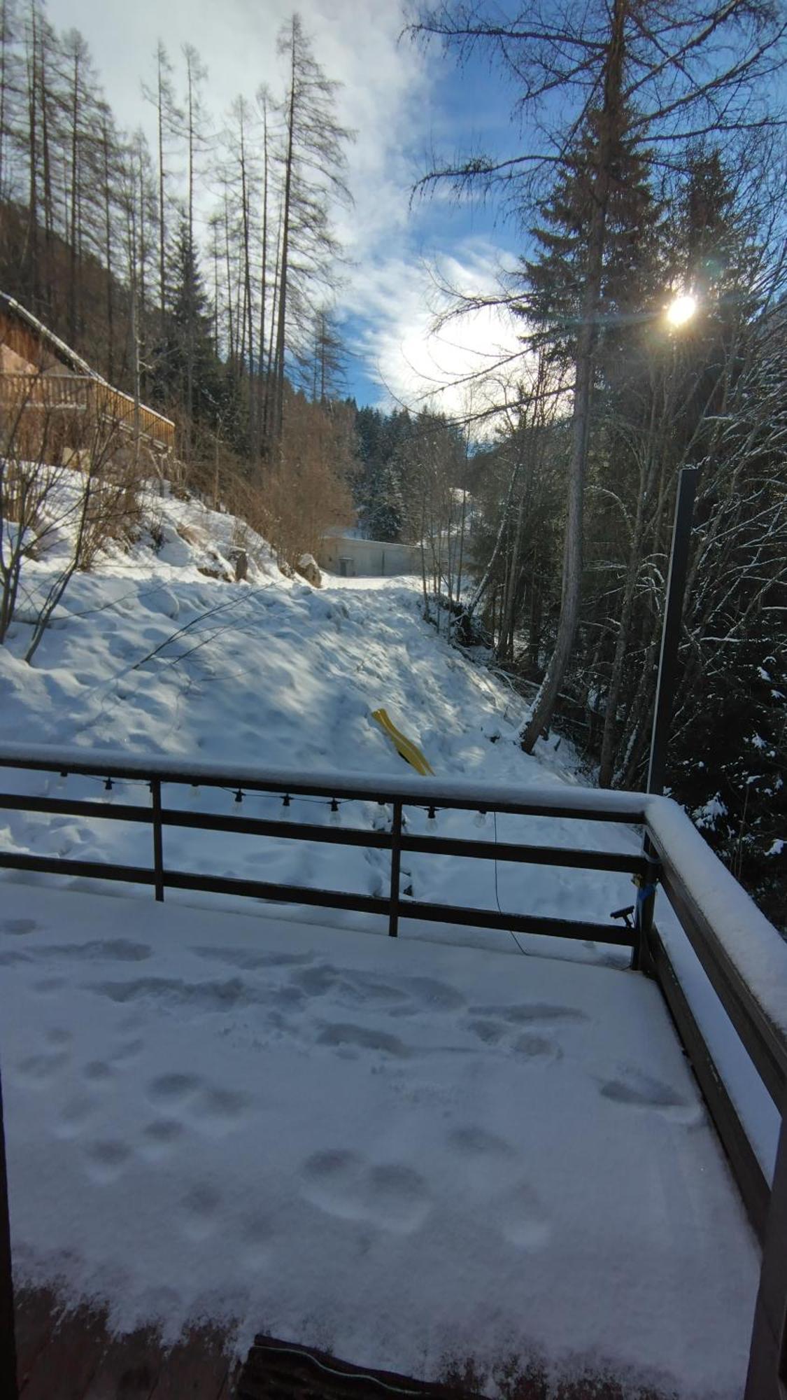 Petit Chalet Rustique Et Bucolique Bovernier Экстерьер фото