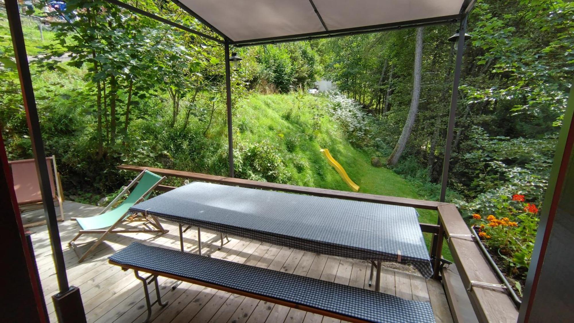 Petit Chalet Rustique Et Bucolique Bovernier Экстерьер фото