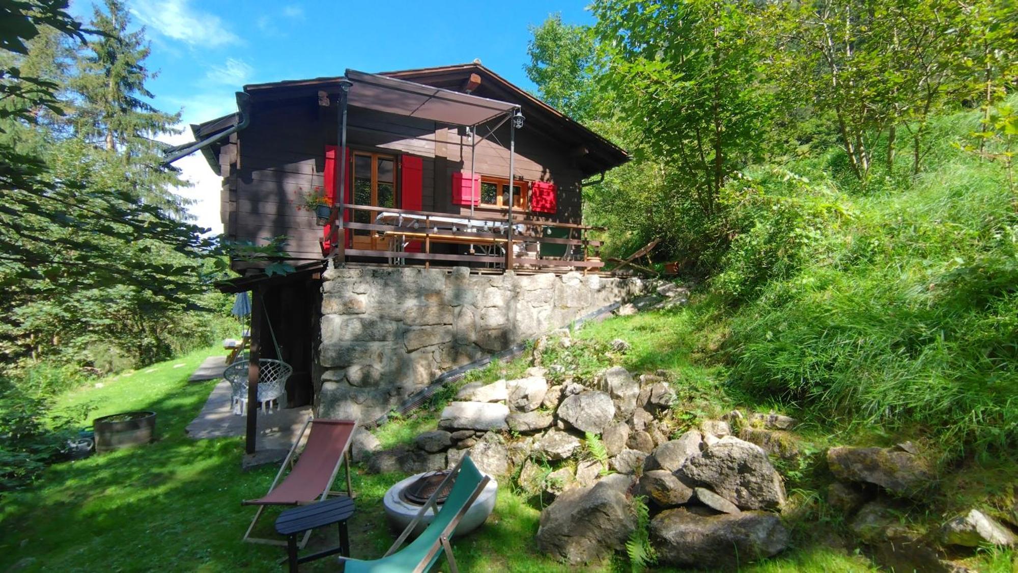Petit Chalet Rustique Et Bucolique Bovernier Экстерьер фото